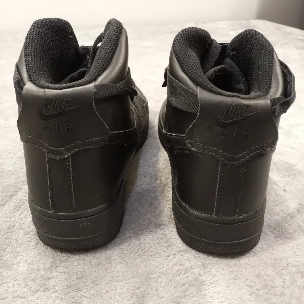 Nie Air Foece 1 Men's Black High-Top Sneakers Size 7y - Picture 4 of 11